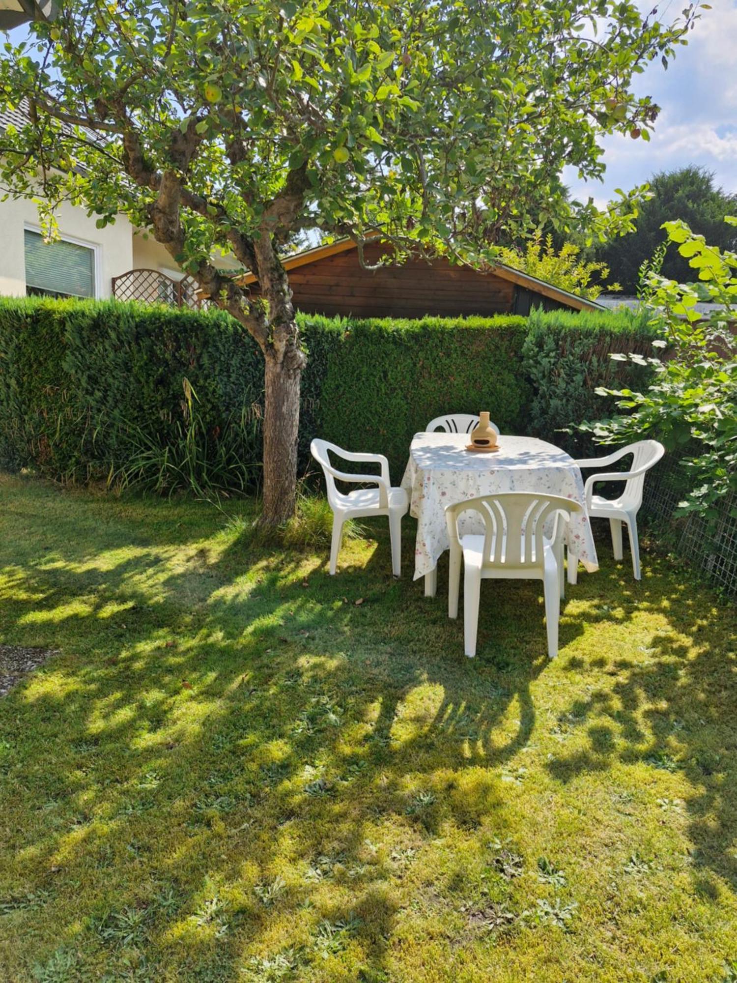 Komfortables Einzelhaus Mit Garten Хальстенбек Экстерьер фото